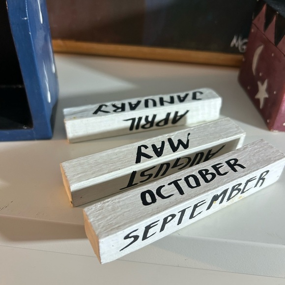 Handmade Wooden Dolphi Perpetual Desk Calendar Movable Blocks Folk Art indinesia - Picture 7 of 11